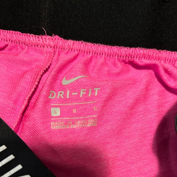 Nike Shorts - Picture 3 of 3